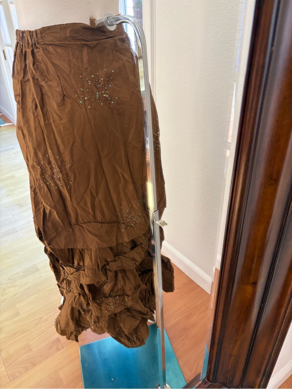 Embellished Brown Maxi Skirt with Elastic Waist - Picture 3 of 6